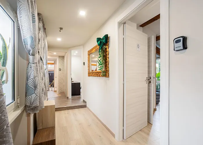 Vatican Vittoria - Vatican Museums Rzym